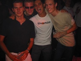 foto Club Q-Base, 18 mei 2002, Hemkade, Zaandam #14670