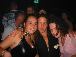 foto Club Q-Base, 18 mei 2002, Hemkade, Zaandam #14698