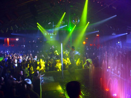 foto Crazyland 5 year[s] weekend, 26 maart 2005, Hemkade, Zaandam #150067