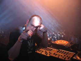 foto Hard Bass, 2 april 2005, SilverDome, Zoetermeer #151017