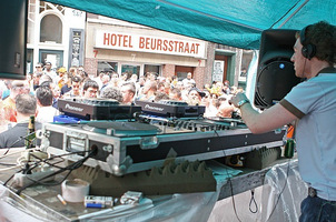 foto I Love Hardhouse street rave at the Frisco Inn, 30 april 2005, Frisco Inn, Amsterdam #156514