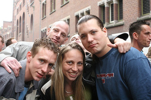 foto I Love Hardhouse street rave at the Frisco Inn, 30 april 2005, Frisco Inn, Amsterdam #156526