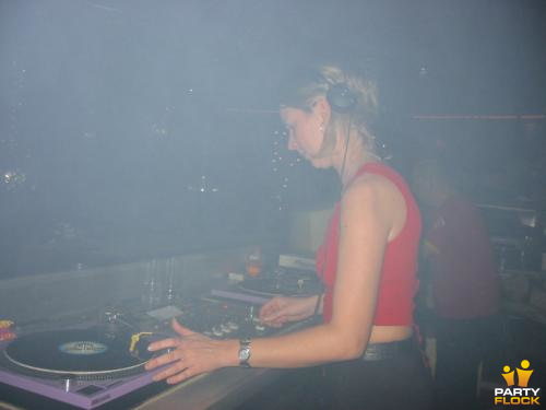 foto Back2school, 24 december 2001, Ministry of Dance, met Lady Dana