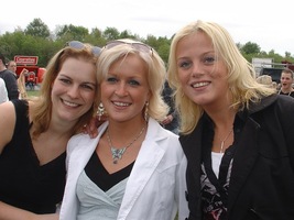 foto Hemelrave, 5 mei 2005, Het Rutbeek, Enschede #158276