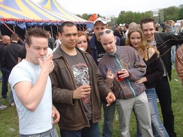 foto Hemelrave, 5 mei 2005, Het Rutbeek, Enschede #158301