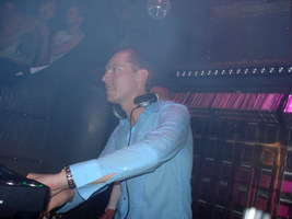 foto ISOS 4 on tour, 9 mei 2005, The Palace, Groningen #160063