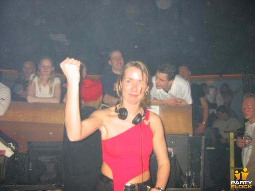 foto Back2school, 24 december 2001, Ministry of Dance, met Lady Dana