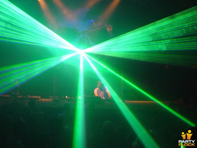 foto Hellbound, 14 mei 2005, Hemkade, met Partyraiser