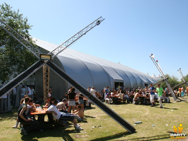 foto Defqon.1 Festival, 18 juni 2005, Almeerderstrand