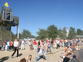 foto Defqon.1 Festival, 18 juni 2005, Almeerderstrand, Almere #171042