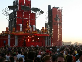 foto Defqon.1 Festival, 18 juni 2005, Almeerderstrand, Almere #171247