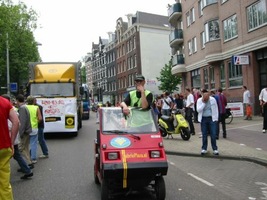 foto PRO Streetparade, 8 juni 2002, Centrum Amsterdam, Amsterdam #17245