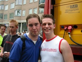 foto PRO Streetparade, 8 juni 2002, Centrum Amsterdam, Amsterdam #17248