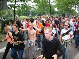 foto PRO Streetparade, 8 juni 2002, Centrum Amsterdam, Amsterdam #17304