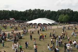 foto Awakenings Festival, 2 juli 2005, Spaarnwoude, deelplan Houtrak, Halfweg #174417