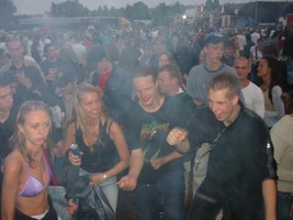 foto PRO Streetparade, 8 juni 2002, Centrum Amsterdam, Amsterdam #17507