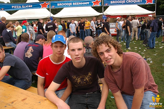 foto Dominator, 30 juli 2005, Het Rutbeek