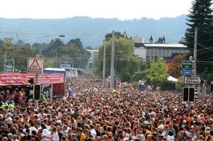 foto Street Parade Zürich, 13 augustus 2005, Centrum Zürich, Zürich #182875