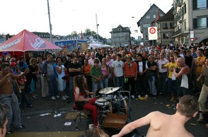 foto Street Parade Zürich, 13 augustus 2005, Centrum Zürich, Zürich #182896