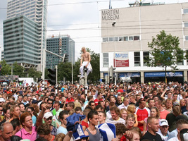 foto FFWD Heineken Dance Parade, 13 augustus 2005, Centrum Rotterdam, Rotterdam #183294