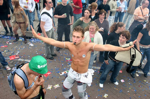 foto FFWD Heineken Dance Parade, 13 augustus 2005, Centrum Rotterdam, Rotterdam #183384