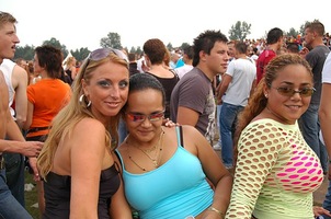 foto Decibel, 20 augustus 2005, Lingebos, Vuren #185626