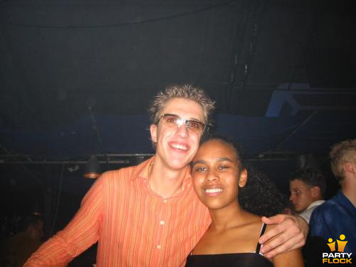 Foto's Club Q-Base, 15 juni 2002, Hemkade, Zaandam