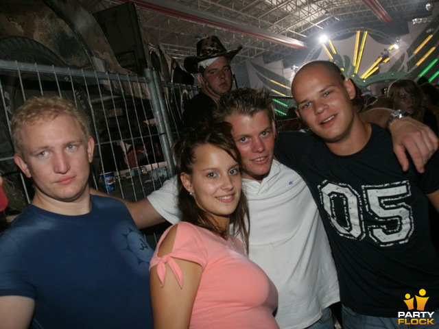 foto Q-BASE, 10 september 2005, Airport Weeze