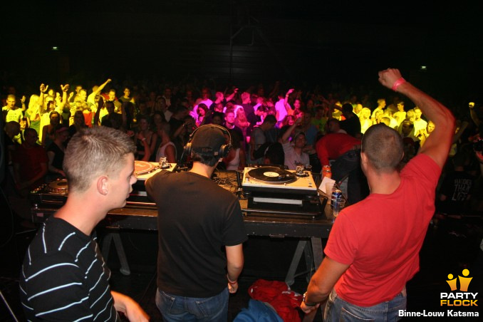 foto Freeze Festival, 24 september 2005, De Harmonie, met Wicked DJ Team, Pila, Luna