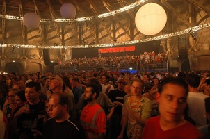 foto Awakenings, 7 oktober 2005, Gashouder, Amsterdam #198308