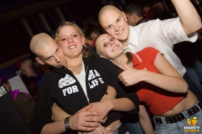 foto Beter kom je niet, 12 november 2005, Amigo's