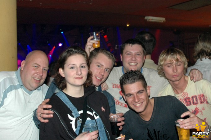 Foto's Fresh FM hardhouse generation, 21 december 2005, AStA, Den Haag