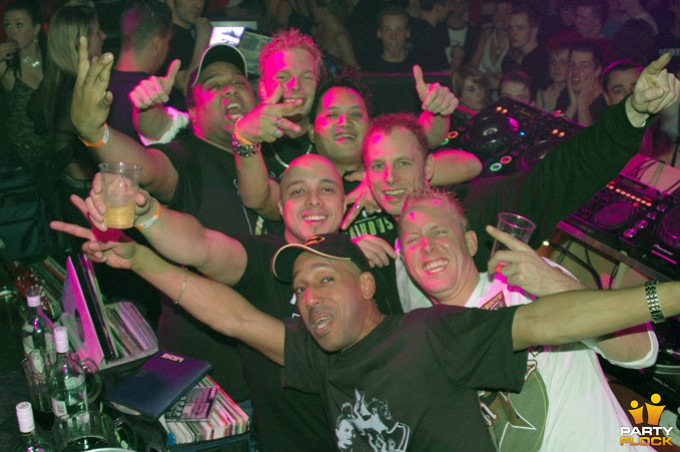 foto Fresh FM hardhouse generation, 21 december 2005, AStA, met Bass-D, Norman, Gizmo, Ruffian, The Darkraver, Da Syndrome