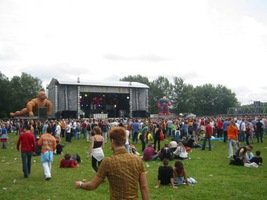 foto Awakenings Festival, 6 juli 2002, Spaarnwoude, deelplan Houtrak, Halfweg #21457