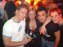 Foto's, The real erotic New Years Vibe, 1 januari 2006, HappydayZZ, Culemborg