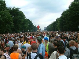 foto Love Parade, 13 juli 2002, Centrum Berlijn, Berlijn #22379