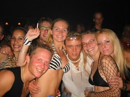 foto Club Q-Base, 20 juli 2002, Hemkade, Zaandam #22638