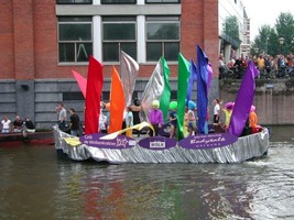foto Gay Pride 2002, 3 augustus 2002, Centrum Amsterdam, Amsterdam #23555