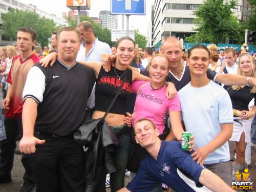 foto FFWD Heineken Dance Parade, 10 augustus 2002, Centrum Rotterdam