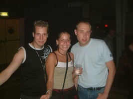 foto Club Q-Base, 10 augustus 2002, Hemkade, Zaandam #24462