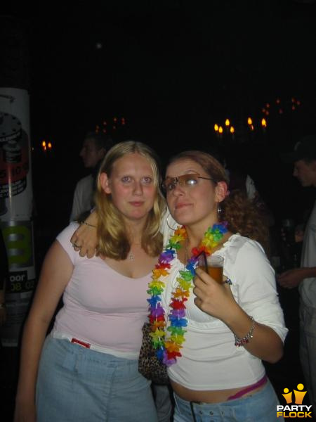 foto Hard Bass, 10 augustus 2002, Tropicana