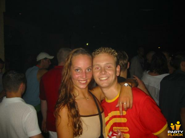 foto Hard Bass, 10 augustus 2002, Tropicana