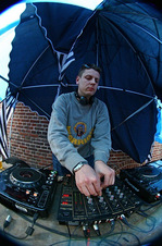 Foto's, I love hardhouse queensday streetrave, 29 april 2006, Frisco Inn, Amsterdam