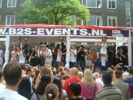 foto FFWD Heineken Dance Parade, 10 augustus 2002, Centrum Rotterdam, Rotterdam #24708