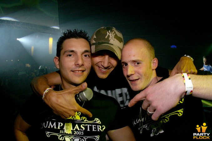 foto Jumpmasters, 27 mei 2006, Stuivezand, met Apster