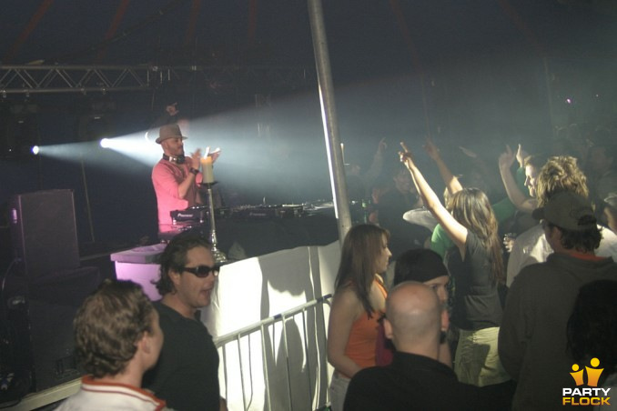 foto T-Dansant sud, 28 mei 2006, Sunrise, met Sharam Jey