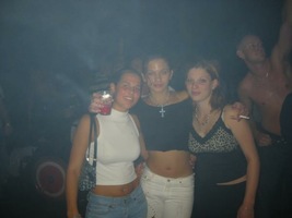 foto Club Q-Base, 24 augustus 2002, Hemkade, Zaandam #25624