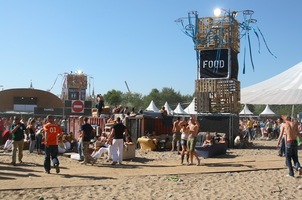 foto Defqon.1 Festival, 17 juni 2006, Almeerderstrand, Almere #259562