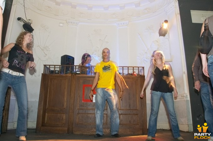 foto Verdraaid, 23 juni 2006, Rechter, met Miss Deedy