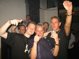 foto Club Q-Base, 31 augustus 2002, Hemkade, Zaandam #26286